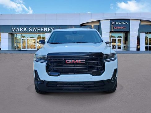 Used 2023 GMC Acadia SLT w/ Elevation Edition FWD image 2