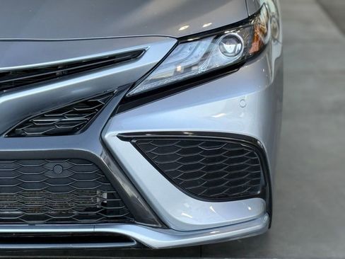 Used 2023 Toyota Camry XSE w/ Navigation Package image 5