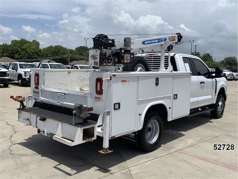 Used 2023 Ford F350 XL w/ XL Chrome Package AWD/4WD image 2