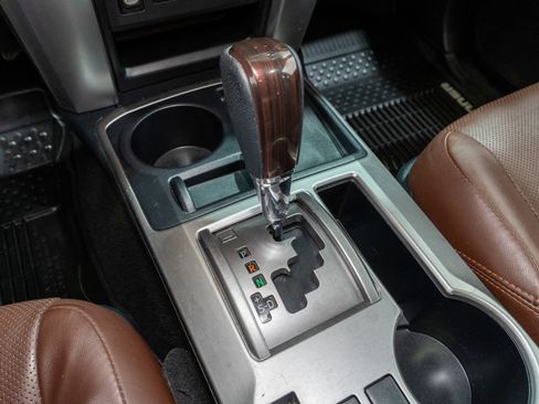 Used 2018 Toyota 4Runner Limited image 24