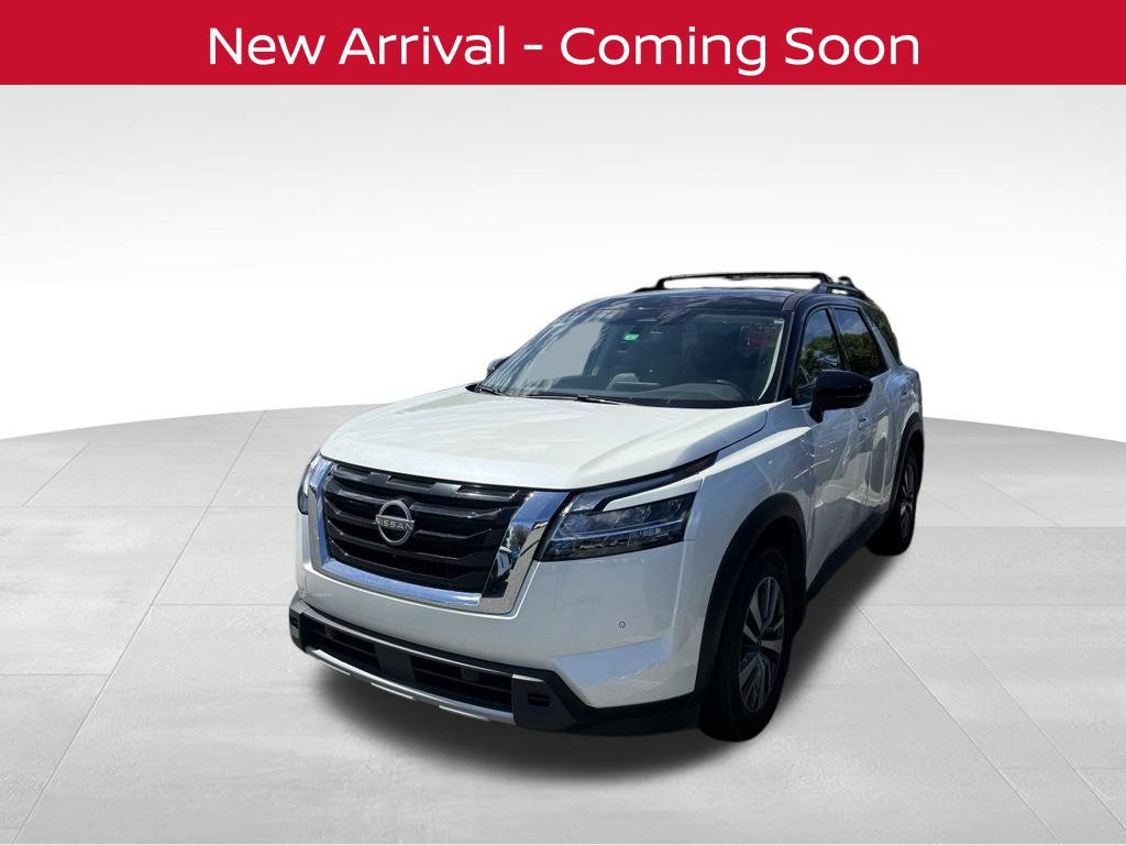Certified 2024 Nissan Pathfinder SL FWD image 2