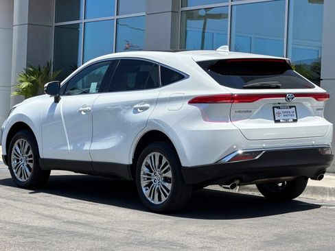 Certified 2024 Toyota Venza Limited AWD/4WD image 8