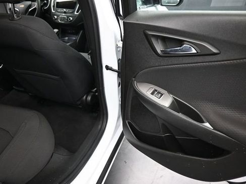 Used 2023 Chevrolet Malibu LT image 21