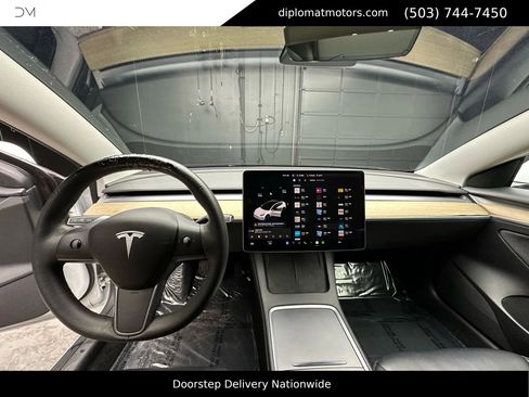 Used 2021 Tesla Model 3 Standard Range Plus image 27