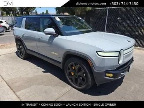 Used 2022 Rivian R1S Launch Edition AWD/4WD image 3