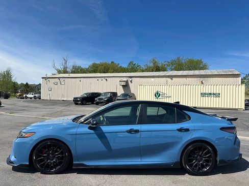 Used 2022 Toyota Camry TRD w/ TRD Package w/JBL Audio FWD image 9