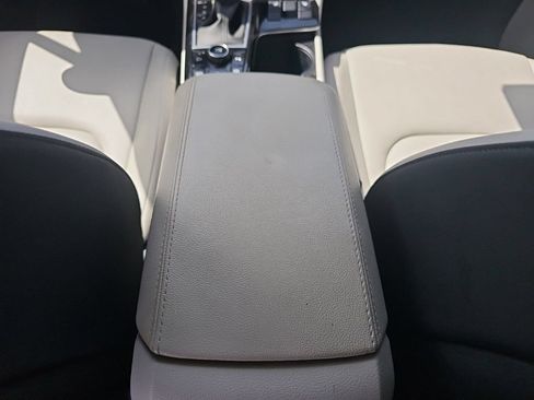 Used 2025 Kia Sportage EX w/ Premium Package FWD image 28