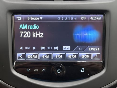 Used 2016 Chevrolet Trax LT w/ LT Sun and Sound Package FWD image 15