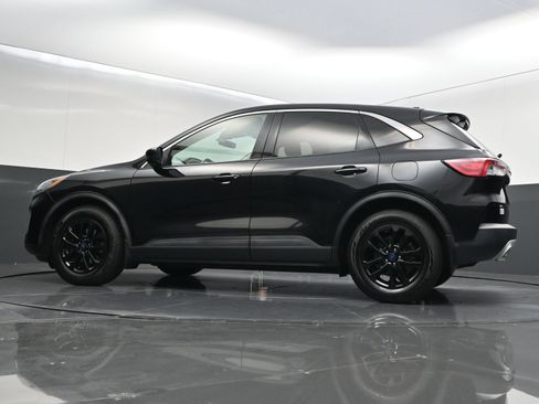 Used 2020 Ford Escape SE FWD image 41