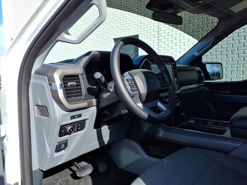Used 2025 Ford F150 XLT w/ Equipment Group 301A Standard image 5