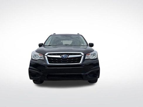 Used 2018 Subaru Forester 2.5i Premium w/ All-Weather Package AWD/4WD image 9