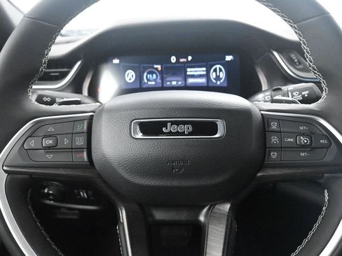 New 2025 Jeep Grand Cherokee L Limited image 26