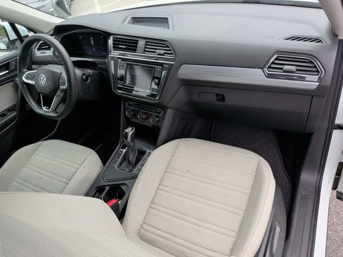 Used 2022 Volkswagen Tiguan S FWD image 17