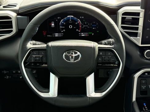 Used 2024 Toyota Sequoia Platinum AWD/4WD image 14