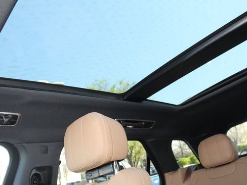 New 2026 Land Rover Range Rover Sport SE AWD/4WD image 31