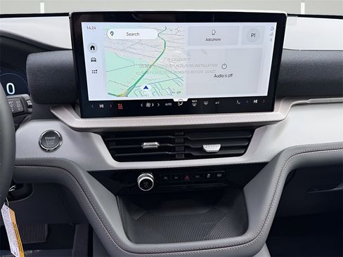 New 2026 Ford Explorer Active w/ Active Comfort Package image 7