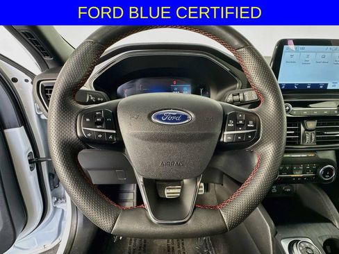 Certified 2023 Ford Escape ST-Line AWD/4WD image 13
