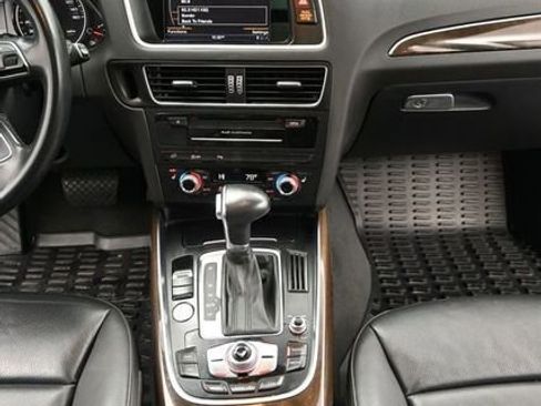 Used 2016 Audi Q5 2.0T Premium Plus w/ Technology Package image 16