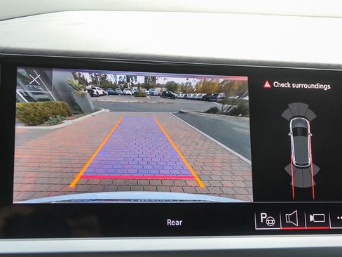 Certified 2023 Audi Q4 e-tron Premium Plus w/ Premium Plus image 27