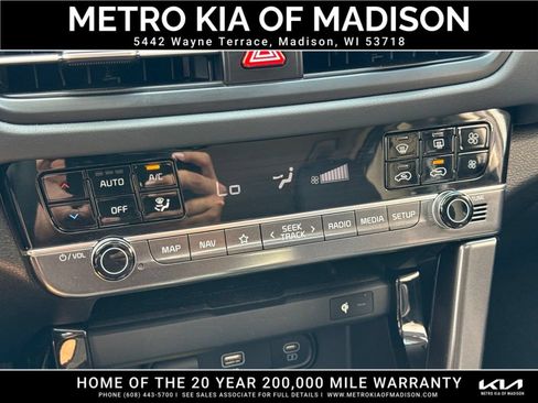 Used 2025 Kia Seltos EX w/ EX Sunroof Package AWD/4WD image 24