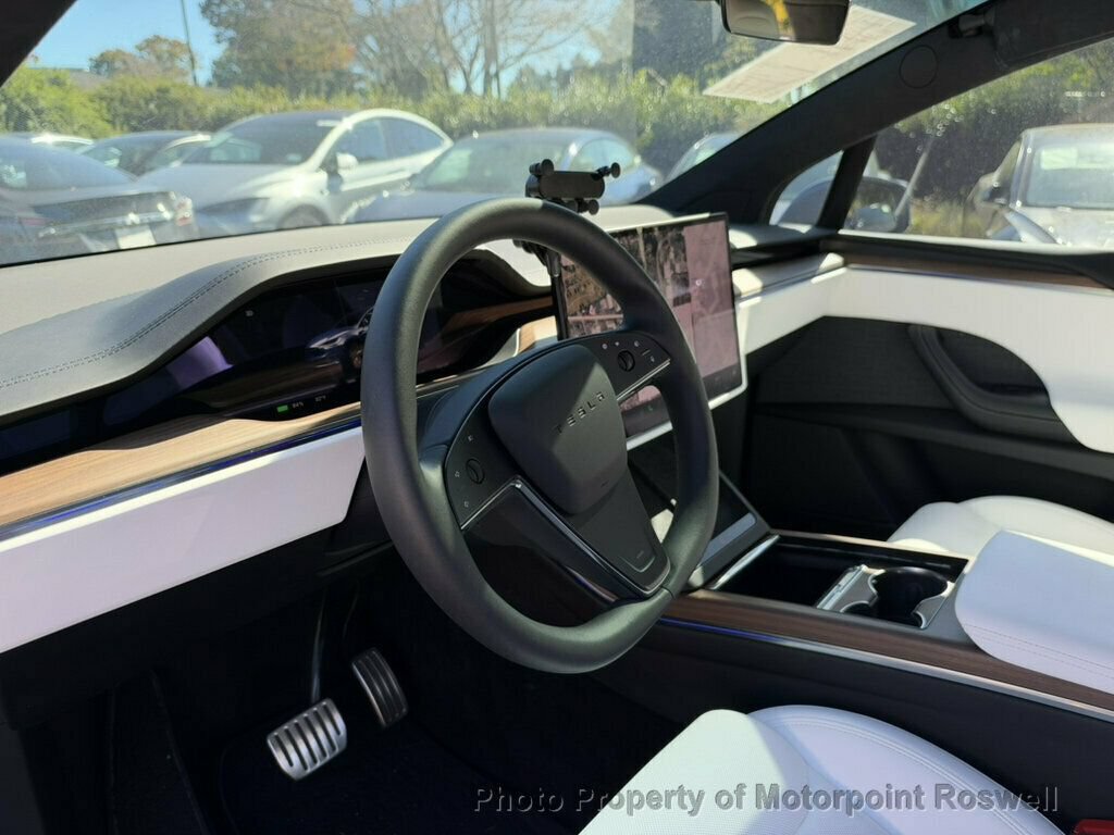 Used 2026 Tesla Model X AWD/4WD image 28