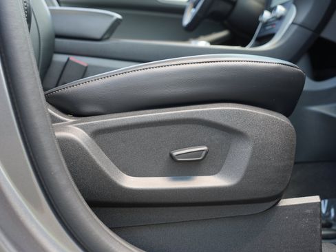 Used 2024 Ford Edge SEL w/ Convenience Package AWD/4WD image 32