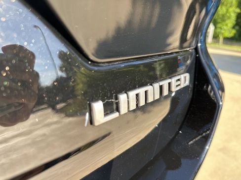 New 2025 Jeep Grand Cherokee Limited image 12