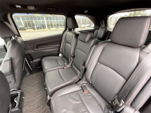 Used 2024 Honda Odyssey Sport image 18