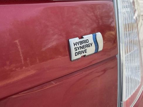 Used 2014 Toyota Prius Three image 13