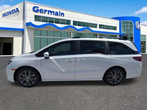 New 2026 Honda Odyssey Touring image 6