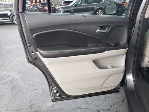 Used 2019 Honda Pilot EX-L image 13
