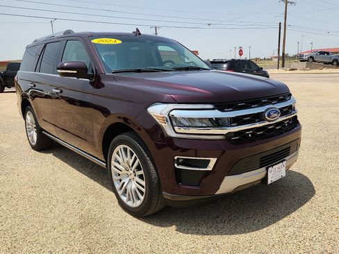 Used 2024 Ford Expedition Limited AWD/4WD image 6