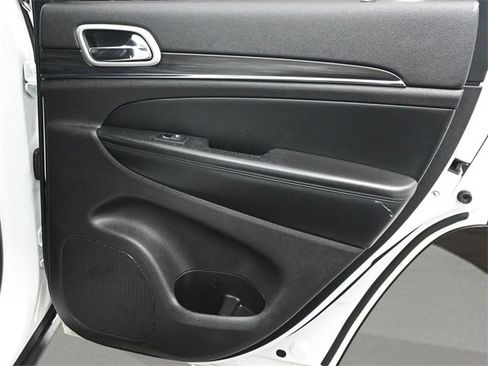 Used 2021 Jeep Grand Cherokee Limited w/ Premium Lighting Group image 16