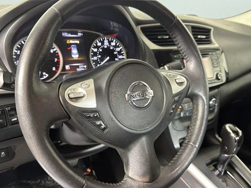Used 2016 Nissan Sentra SV FWD image 21
