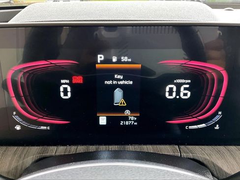 Used 2025 Nissan Rogue SV FWD image 23