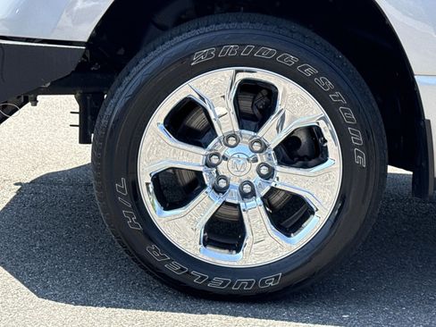 Used 2022 RAM 1500 Big Horn AWD/4WD image 12