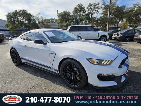 Used 2017 Ford Mustang Shelby GT350 image 7