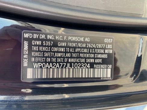 Used 2018 Porsche Panamera image 31