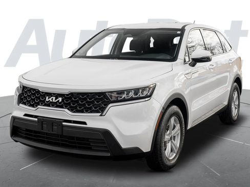 Used 2022 Kia Sorento LX image 5