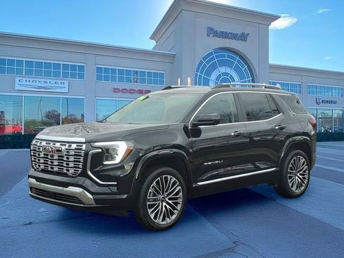 Used 2026 GMC Terrain Denali image 1