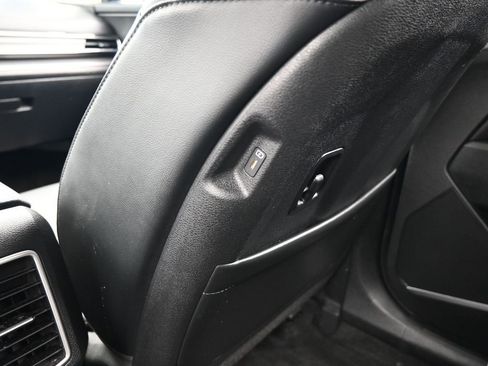 Certified 2023 Kia Sportage SX image 42