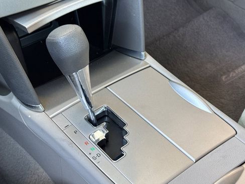 Used 2011 Toyota Camry LE image 29