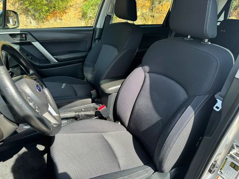Used 2018 Subaru Forester 2.5i Premium w/ All-Weather Package AWD/4WD image 13