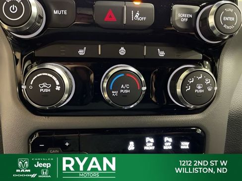 New 2026 RAM 1500 Big Horn AWD/4WD image 28