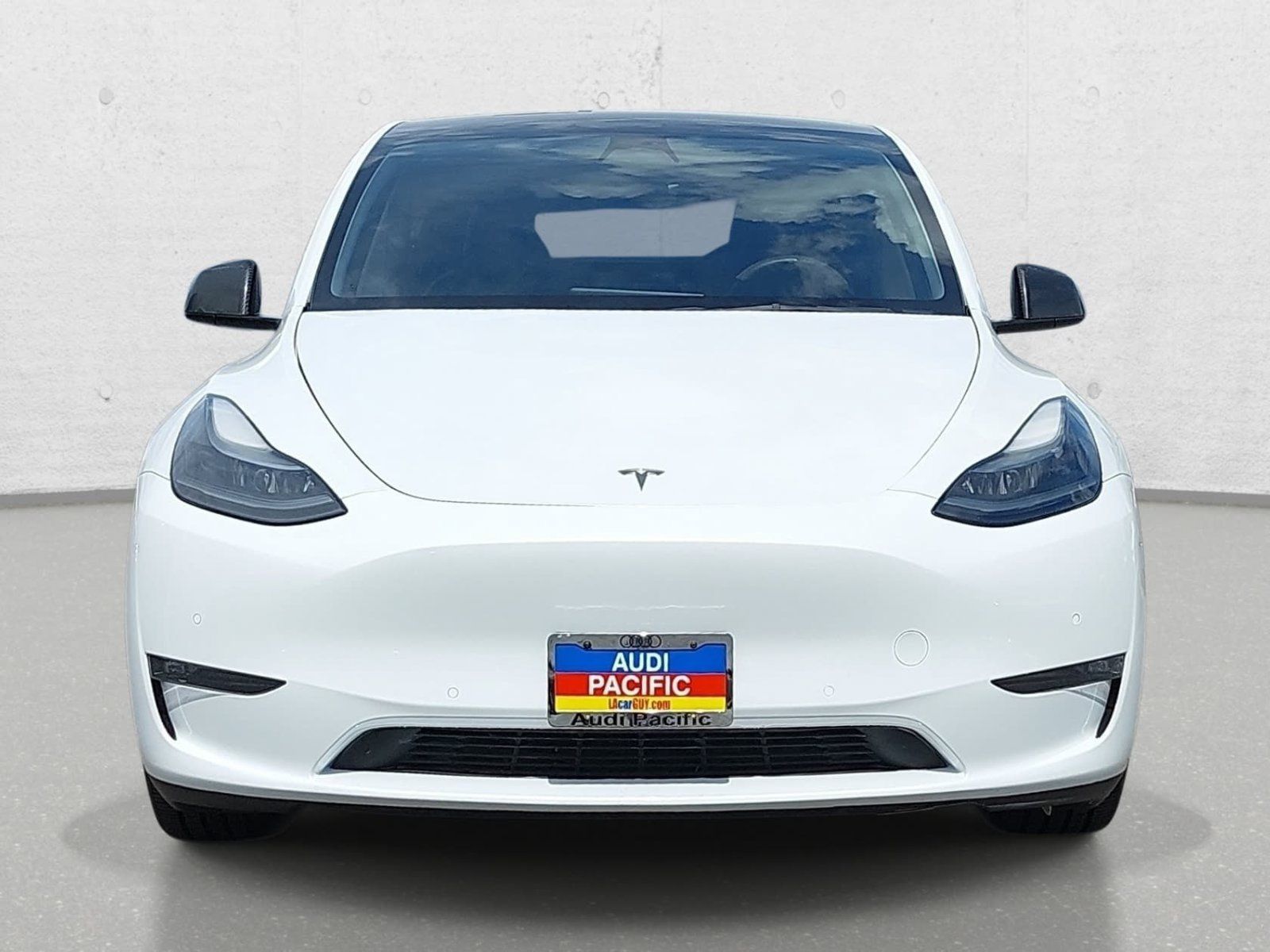 Used 2022 Tesla Model Y Performance AWD/4WD image 2