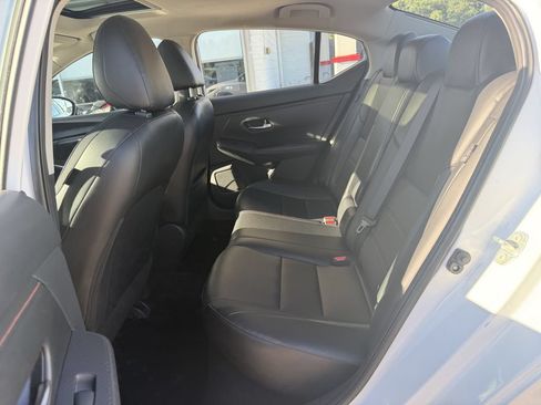 Used 2024 Nissan Sentra SR w/ SR Premium Package FWD image 37