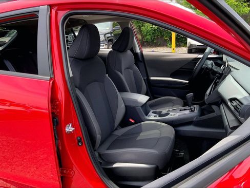 Certified 2025 Subaru Crosstrek 2.5i Premium AWD/4WD image 7