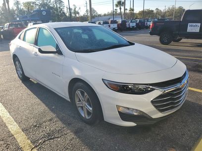 Used 2024 Chevrolet Malibu LT