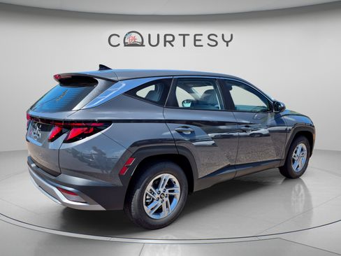 New 2026 Hyundai Tucson SE FWD image 5