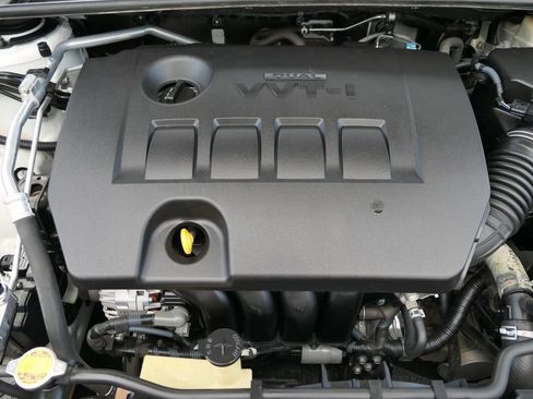 Used 2016 Toyota Corolla S image 30